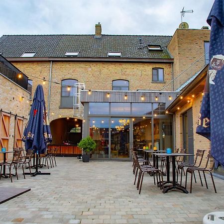Oud Gemeentehuis Poelkapelle Exteriör bild