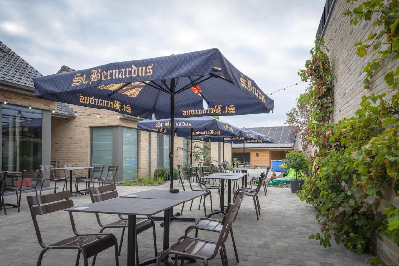 Oud Gemeentehuis Poelkapelle Exteriör bild