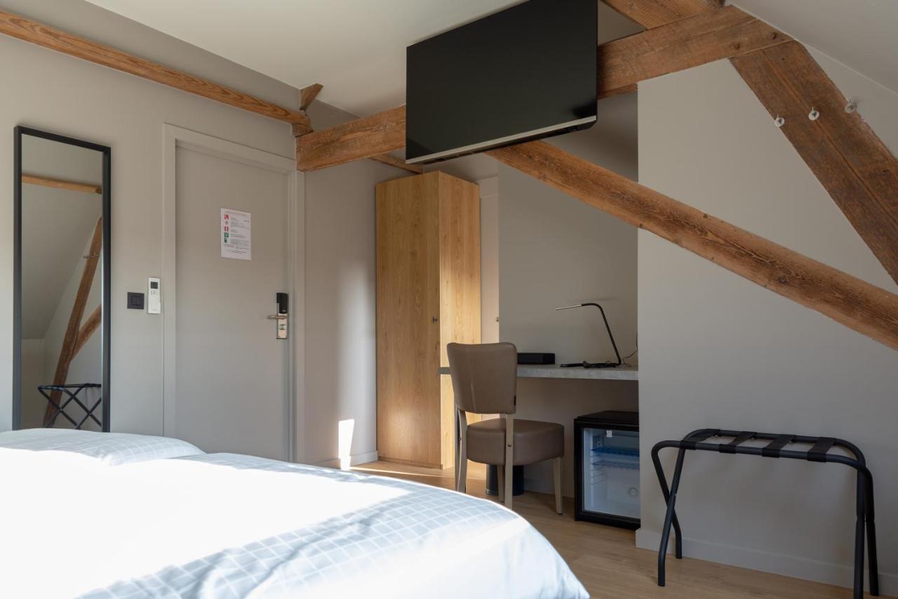 Oud Gemeentehuis Poelkapelle Exteriör bild